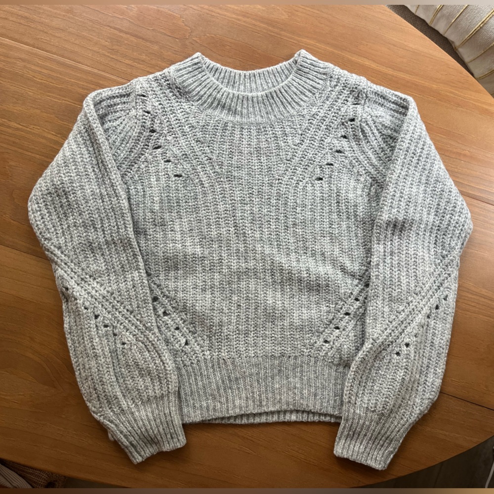 GAP Light Gray Women's Sweater